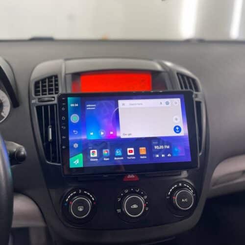 Установили мультимедиа в автомобиль Kia Ceed
