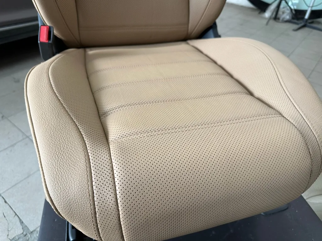 Ремонт сидений авто в Одессе — пример работы мастерской Auto Style