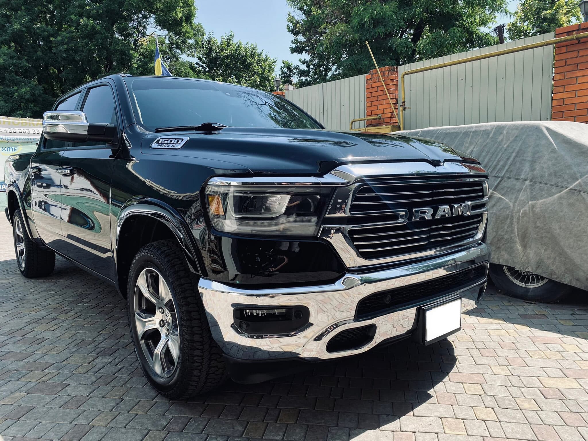 Антигравийная защита Dodge RAM