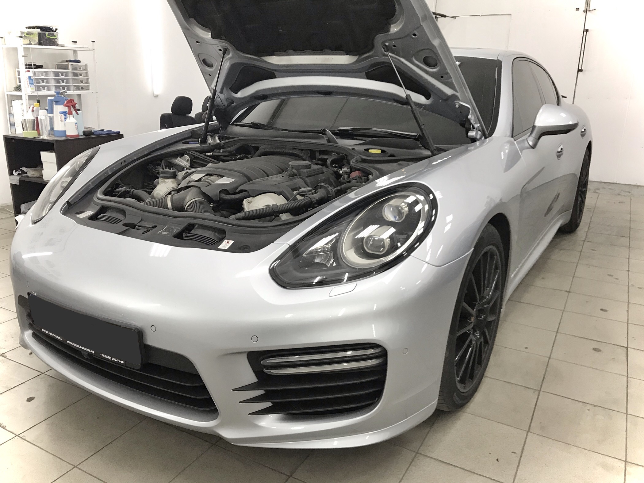 Антигравийная защита Porsche Panamera