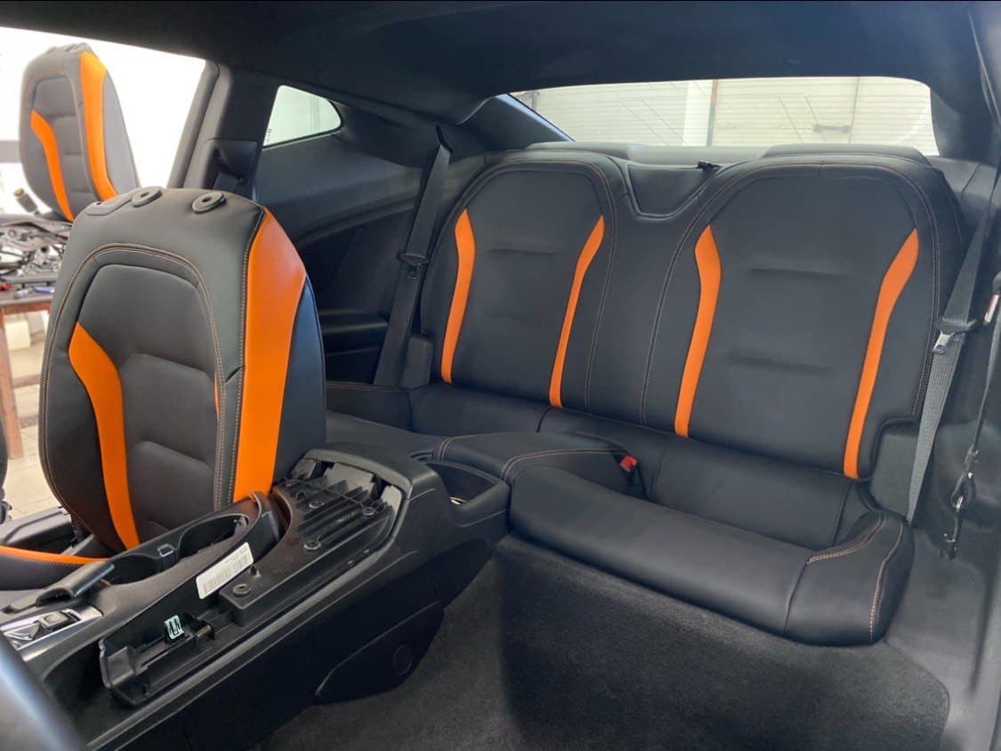 Перетяжка салона Chevrolet Camaro — пошив сидений и элементов интерьера