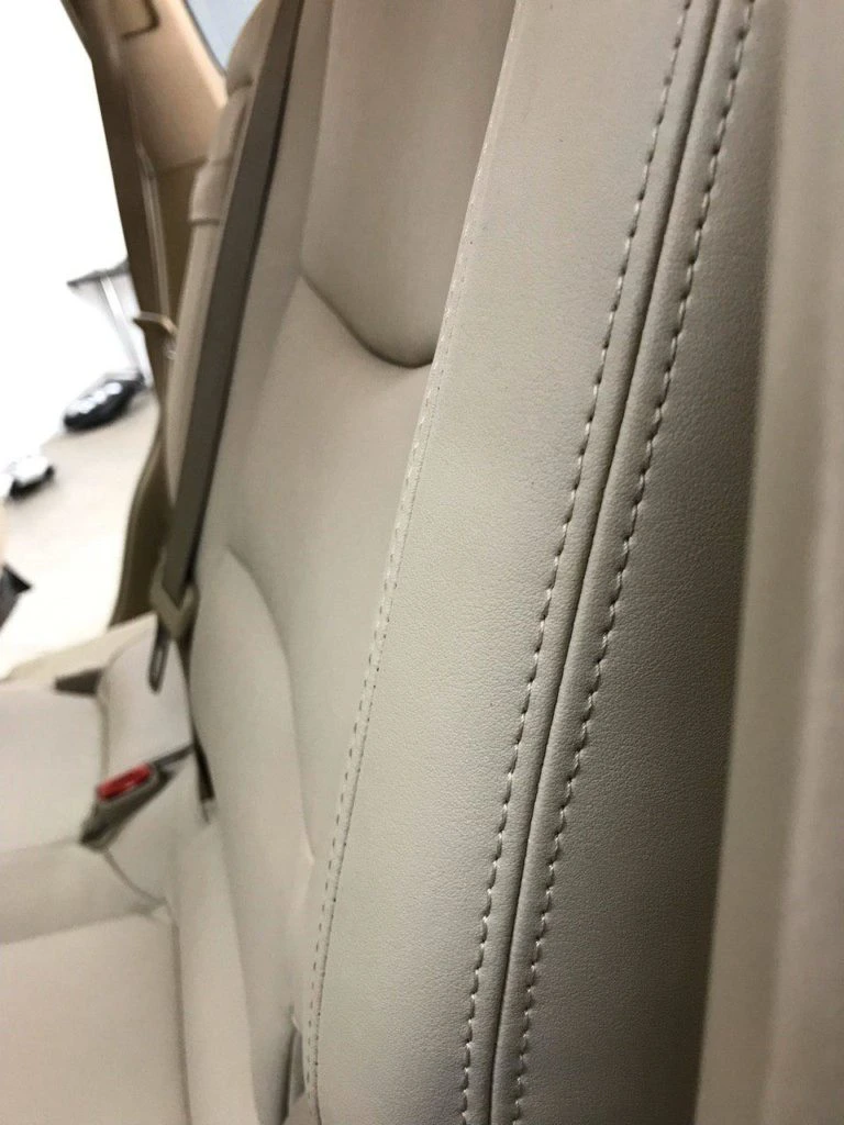 Lexus GX470 — вид на салон после перетяжки