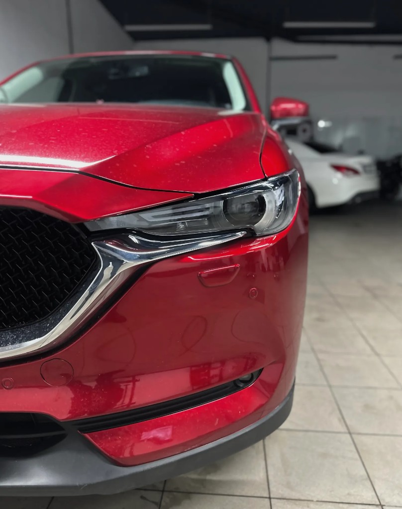 Ремонт фары Mazda CX-5 — прозрачная оптика после замены стекла