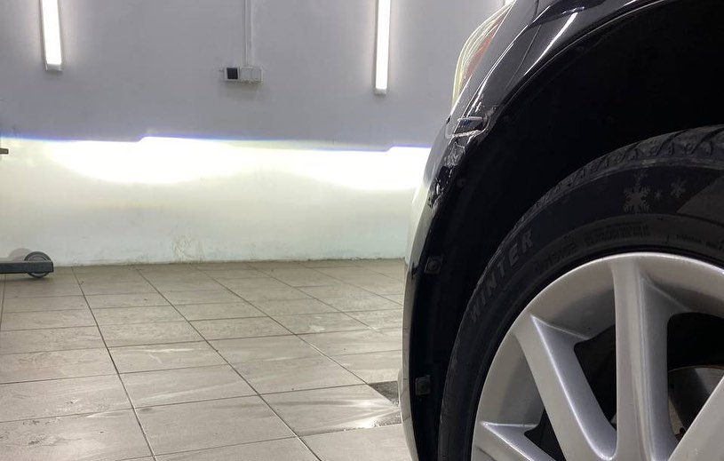 Lexus GS350 — полировка и защита фар